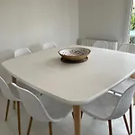 Дом отдыха Premium 150m De La *