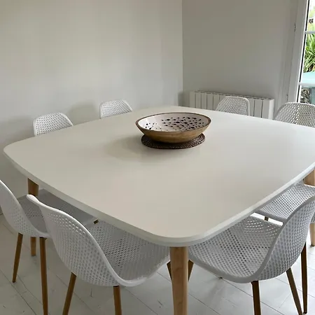 Сasa de vacaciones Premium 150m De La *